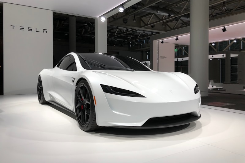 Elektrikli Süper Otomobiller: Gelecek mi, Geçici Bir Trend mi?